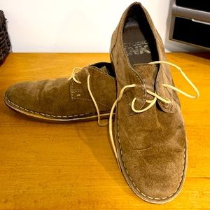 Mens Suede Brown Shoes - 9.5